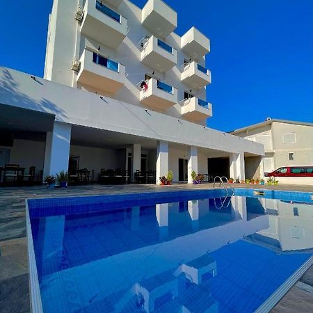Hotel Seadel Ksamil Exteriör bild