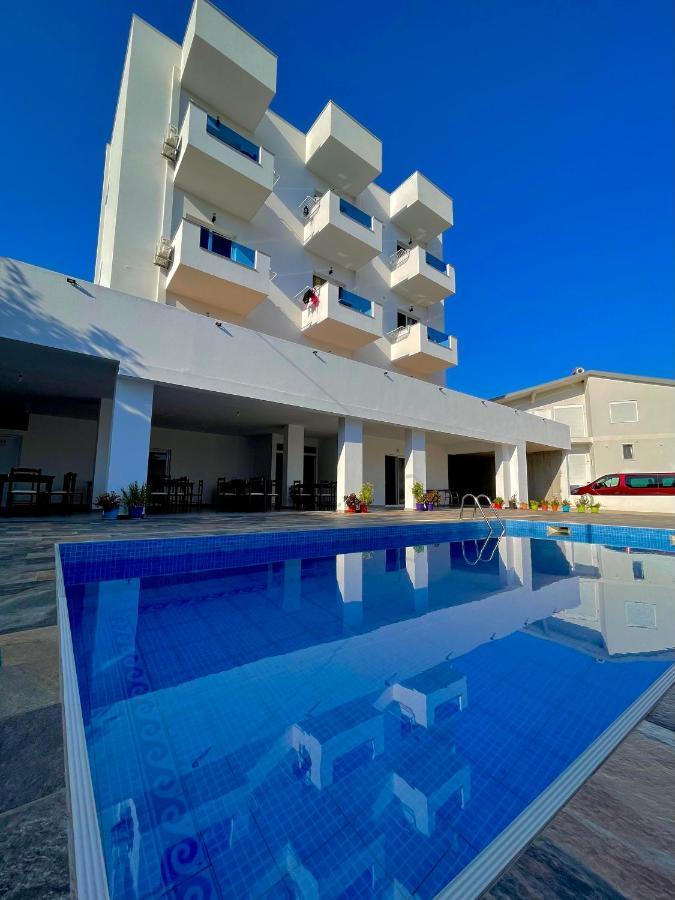 Hotel Seadel Ksamil Exteriör bild